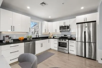 $4,650 | 167 Charles Street, Unit 4, Boston, MA 02114