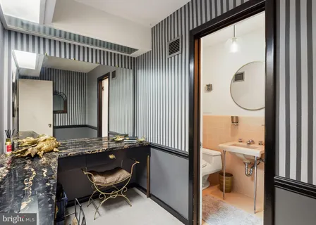 $995,000 | 1006 Greenwood Avenue, Wyncote, PA 19095