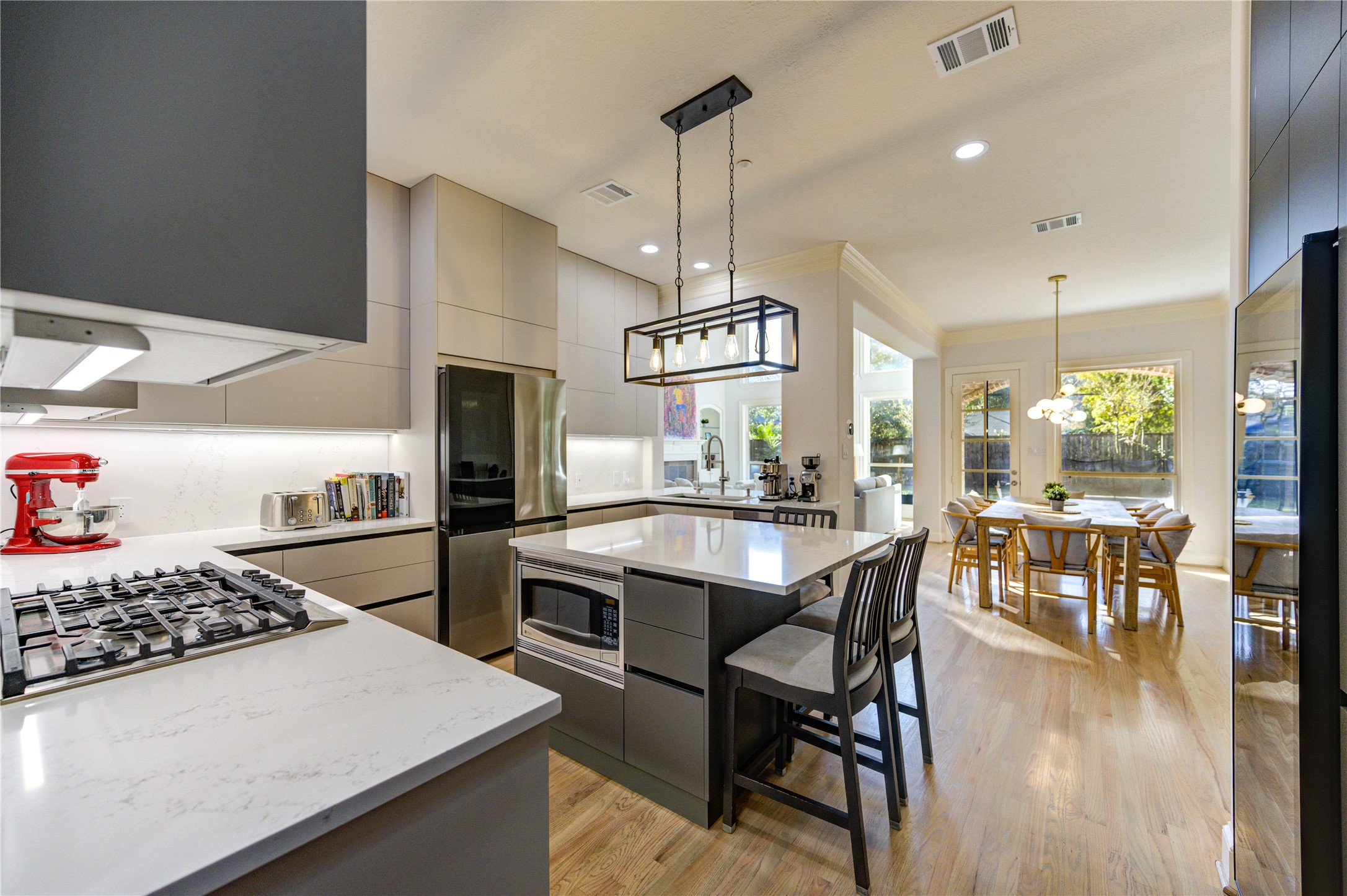 8701 Lanell Lane Spring Valley Village, TX 77055 - Photo 22 of 42