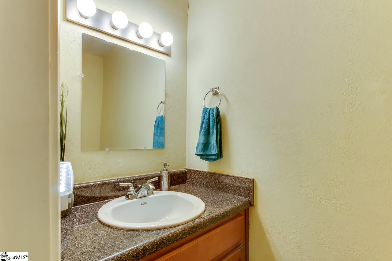 27 Ruby Bay Lane Simpsonville, SC 29681 - Photo 11 of 19