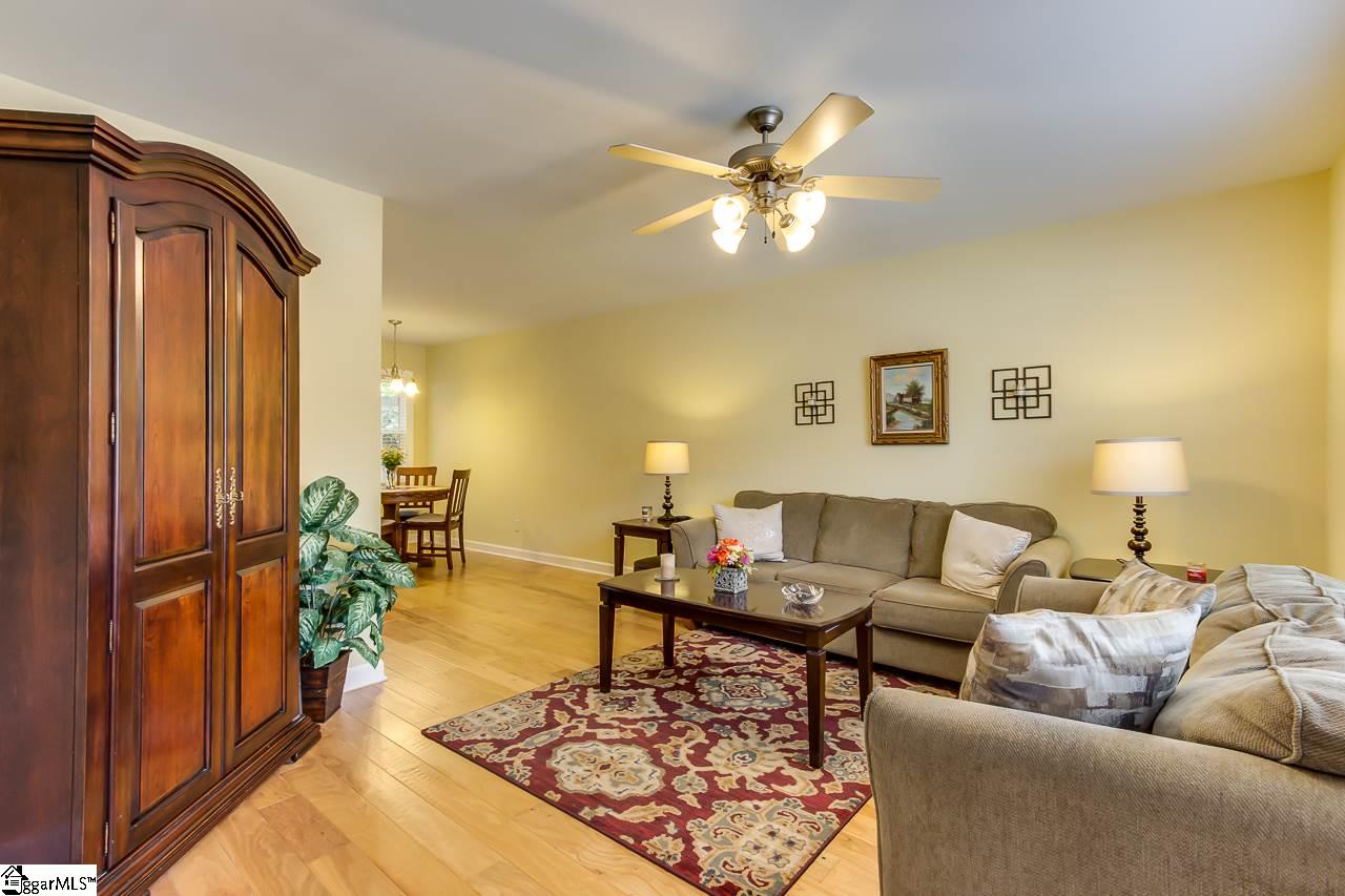 27 Ruby Bay Lane Simpsonville, SC 29681 - Photo 5 of 19