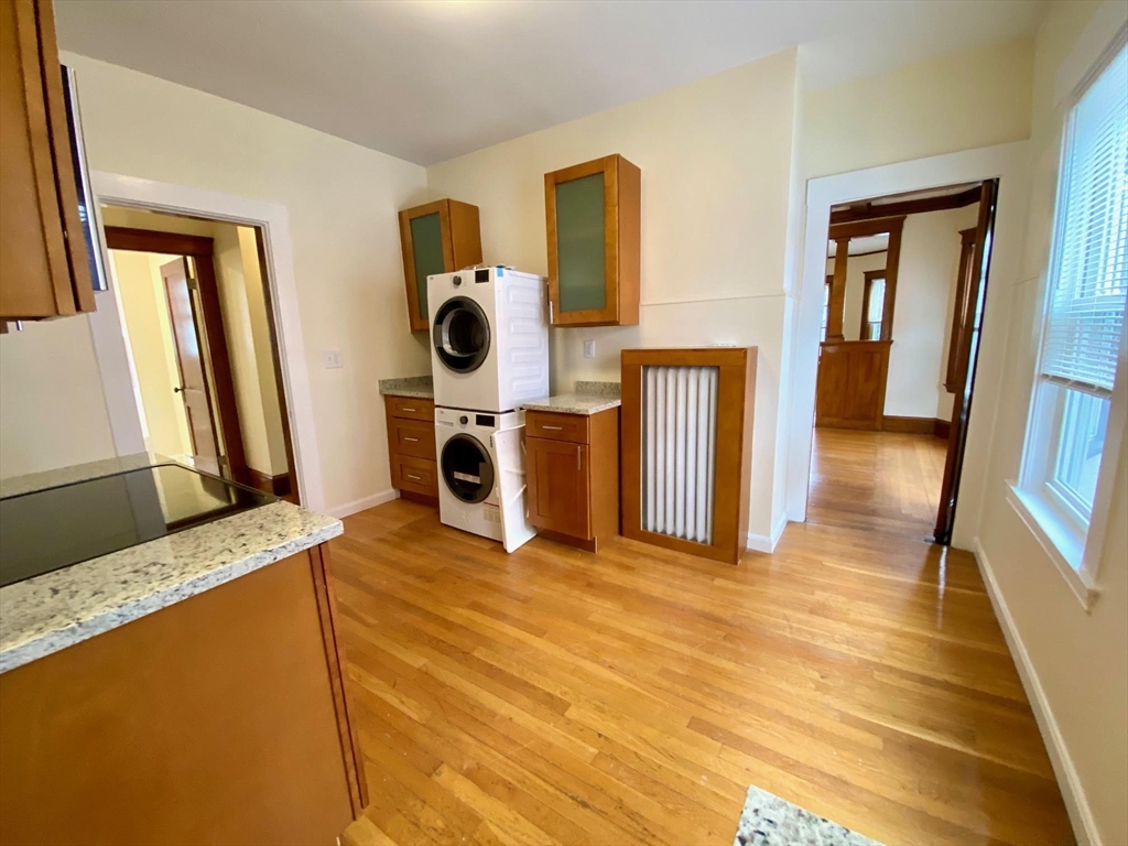 24 Clyde Road, Unit 1 Watertown, MA 02472 - Photo 3 of 18