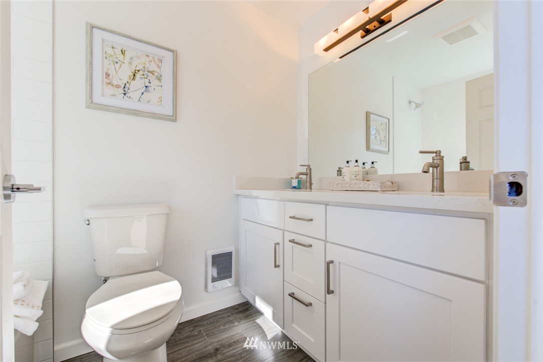 2925 Northeast 6th Street Renton, WA 98056 - Photo 12 of 19