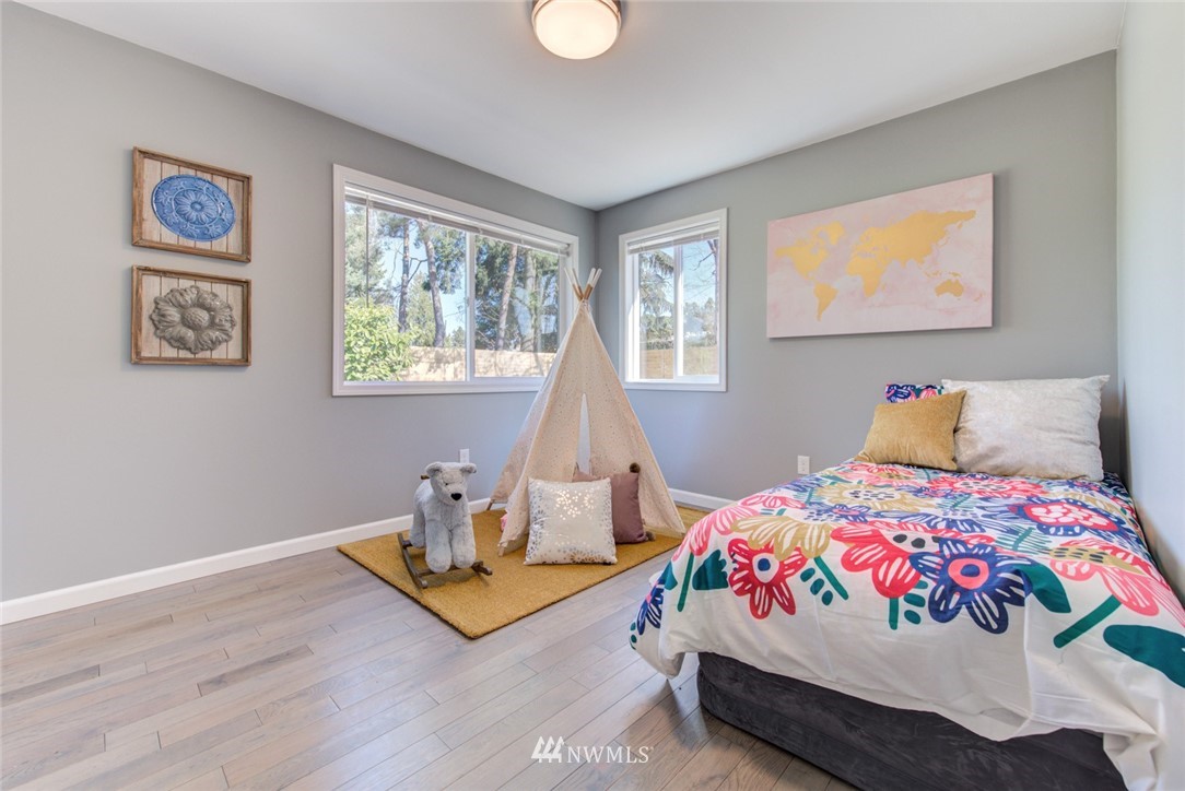 2925 Northeast 6th Street Renton, WA 98056 - Photo 15 of 19