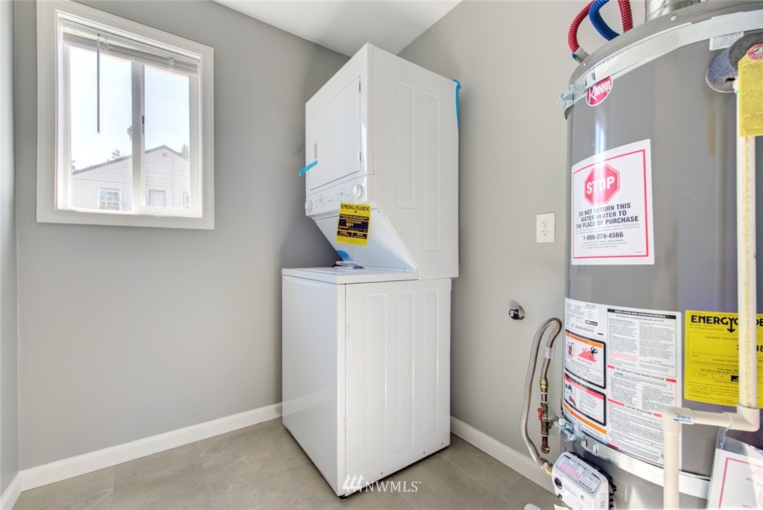 2925 Northeast 6th Street Renton, WA 98056 - Photo 17 of 19