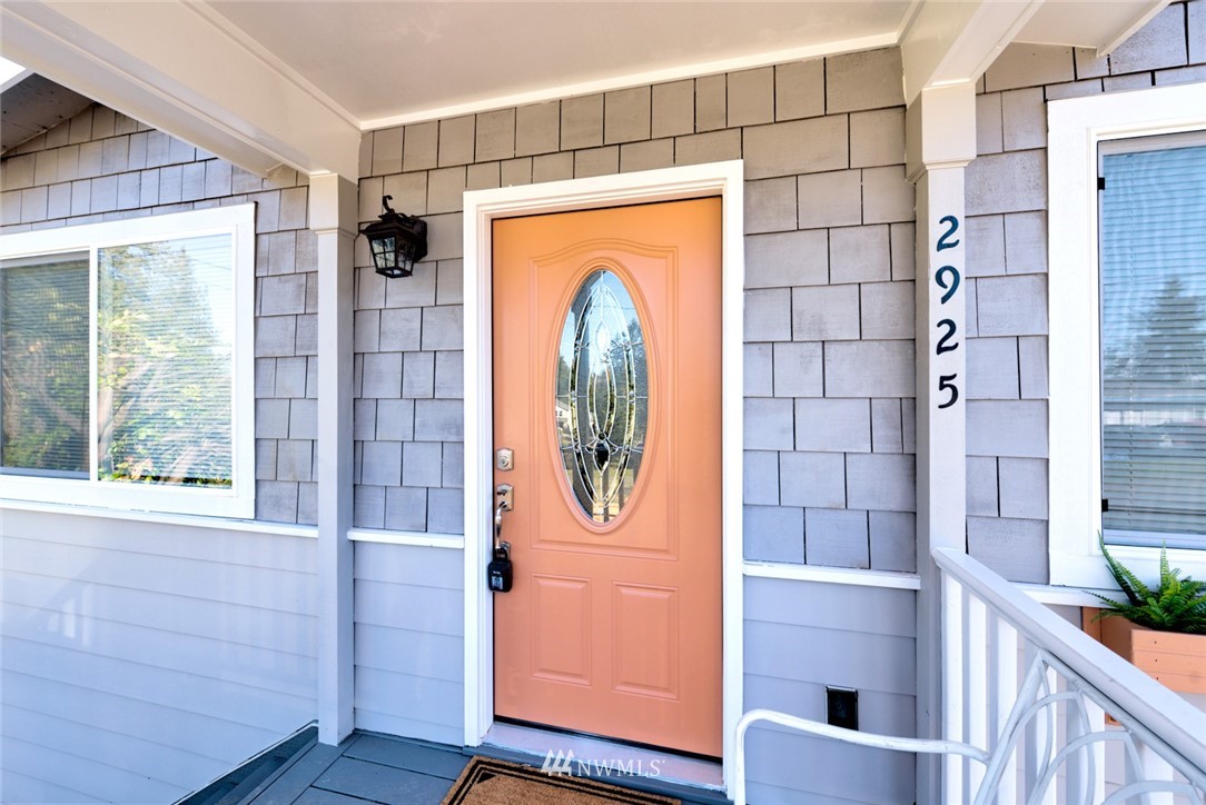2925 Northeast 6th Street Renton, WA 98056 - Photo 3 of 19