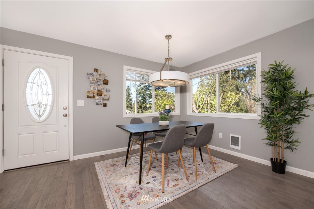 2925 Northeast 6th Street Renton, WA 98056 - Photo 7 of 19