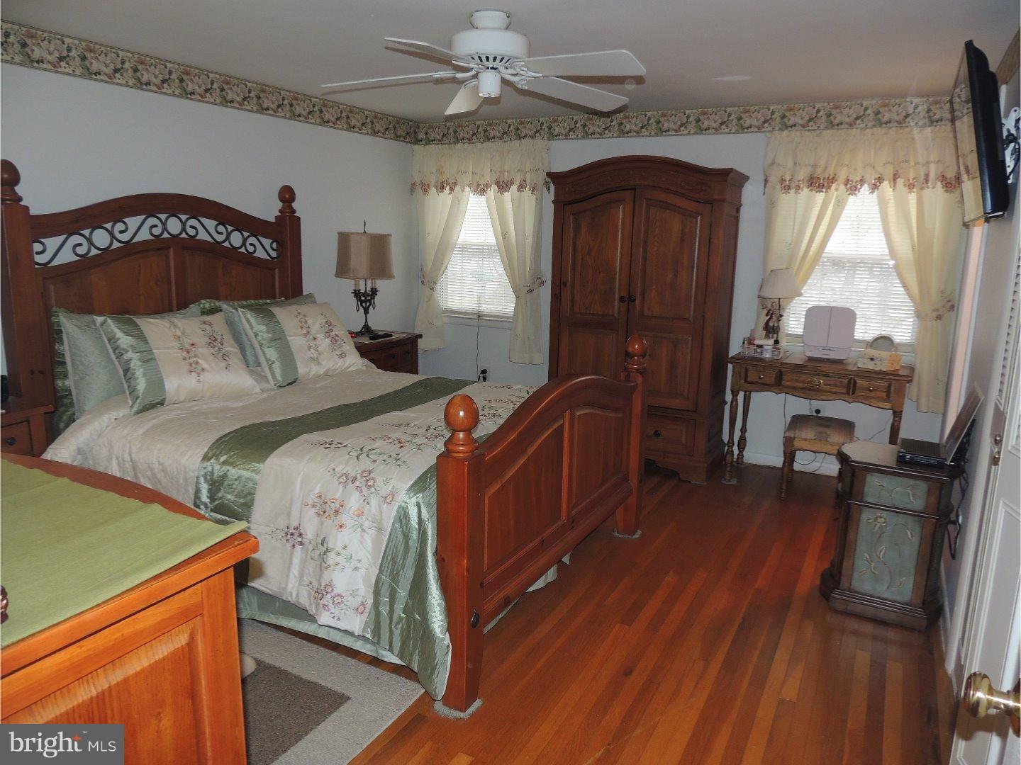 37 Millbridge Road Clementon, NJ 08021 - Photo 10 of 25 Master Bedroom
