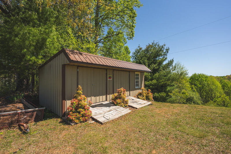 908 Laurel Fork Road Laurel Fork, VA 24352 - Photo 42 of 69 DSC04997
