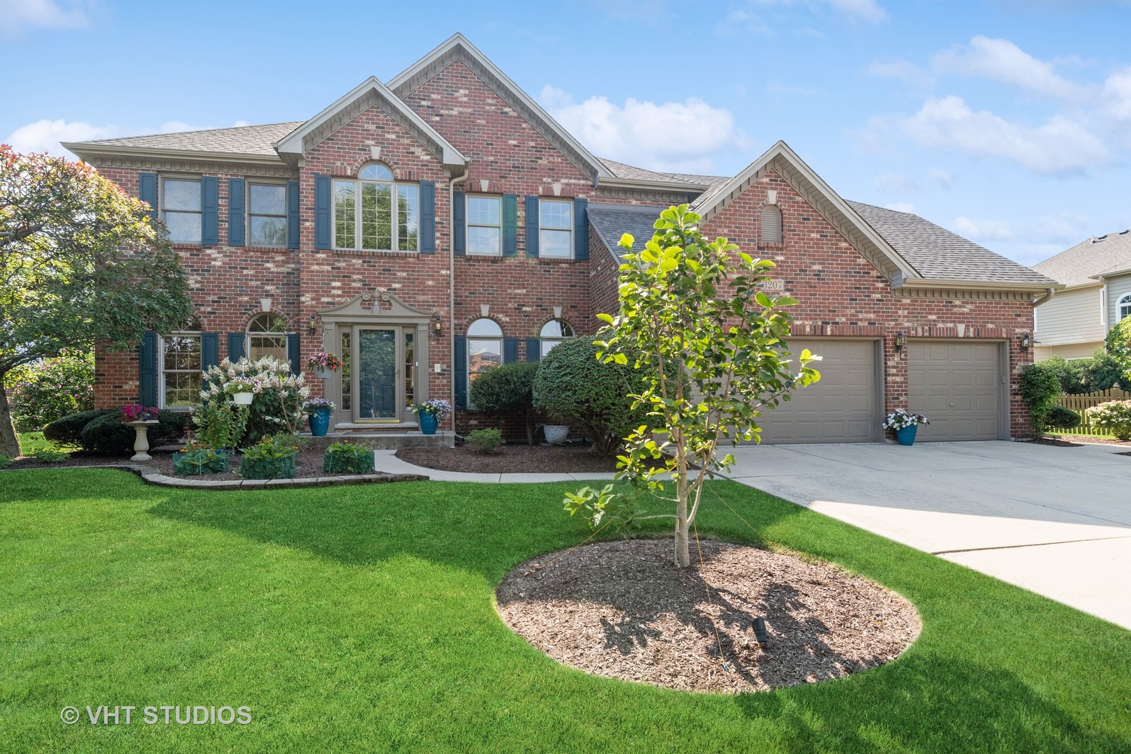 3207 Tall Grass Drive, Naperville, IL 60564 Compass