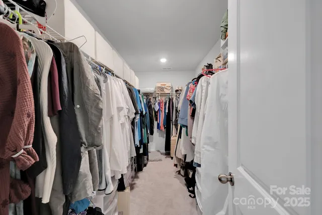 $600,000 | 17112 Snug Harbor Road, Charlotte, NC 28278