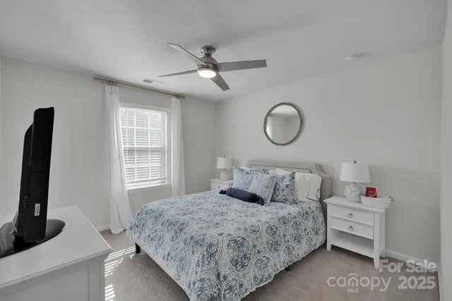 $600,000 | 17112 Snug Harbor Road, Charlotte, NC 28278