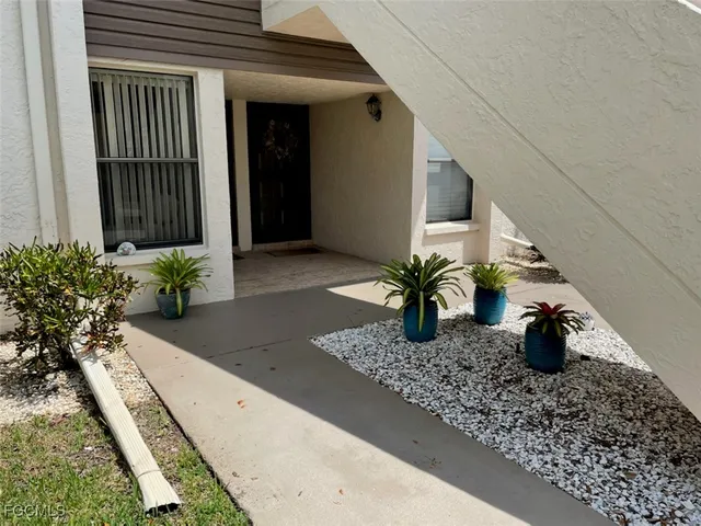 $219,900 | 5650 Trailwinds Drive, Unit 111, Fort Myers, FL 33907