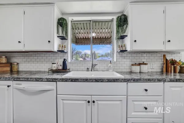 $360,000 | 1828 Dorian Drive, Twin Falls, ID 83301