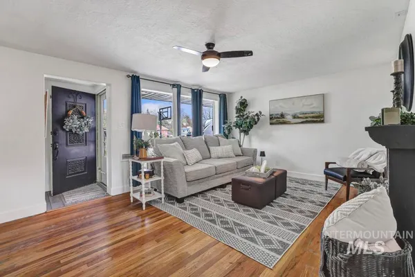 $360,000 | 1828 Dorian Drive, Twin Falls, ID 83301