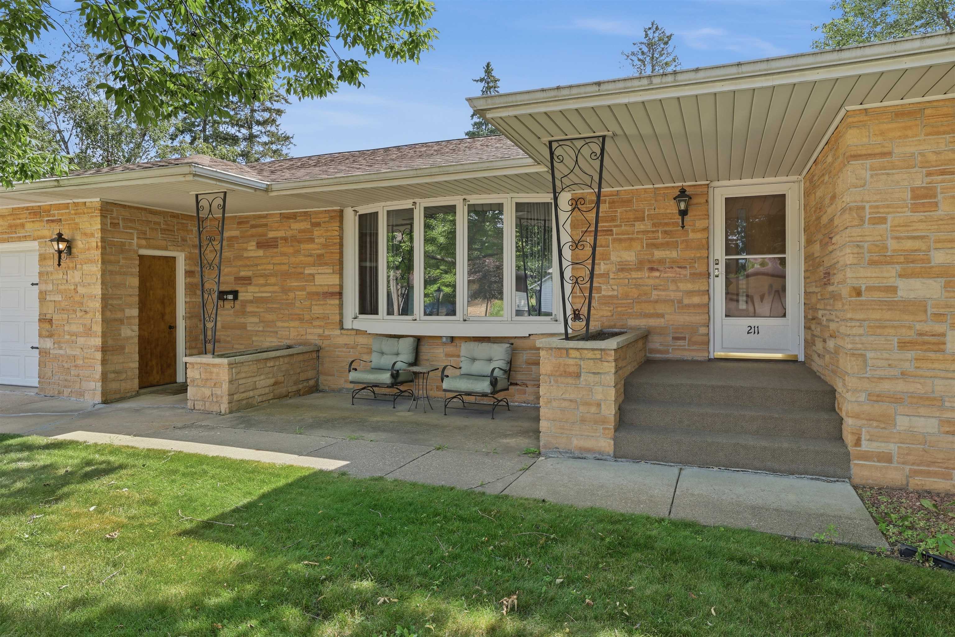 211 Meadow Street Stevens Point, WI 54481 - Photo 6 of 54 Gallery Image 6