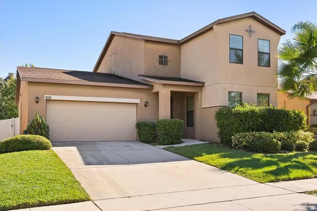 $415,000 | 919 La Terraza Lane, Kissimmee, FL 34744
