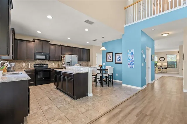 $415,000 | 919 La Terraza Lane, Kissimmee, FL 34744