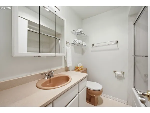 $265,000 | 100 Northeast Kane Drive, Gresham, OR 97030