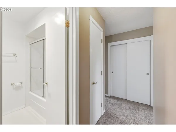 $265,000 | 100 Northeast Kane Drive, Gresham, OR 97030