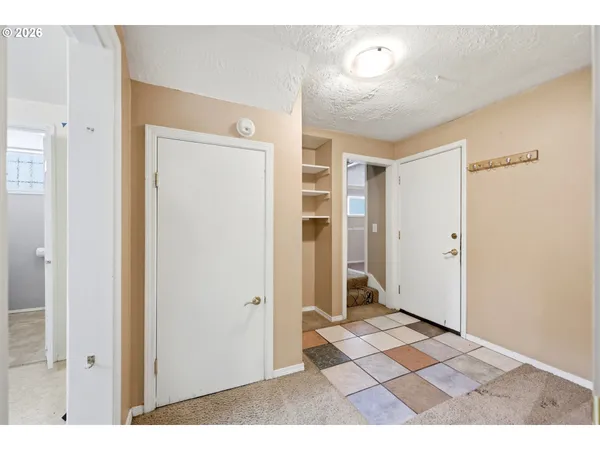 $265,000 | 100 Northeast Kane Drive, Gresham, OR 97030