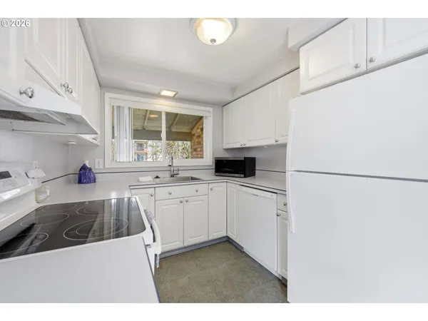 $265,000 | 100 Northeast Kane Drive, Gresham, OR 97030