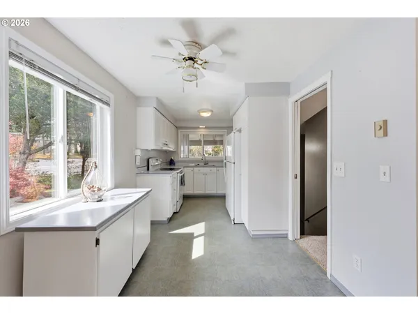 $265,000 | 100 Northeast Kane Drive, Gresham, OR 97030