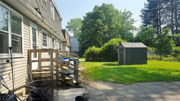 $1,700 | 185 Fairgreen Drive, Amherst, NY 14228