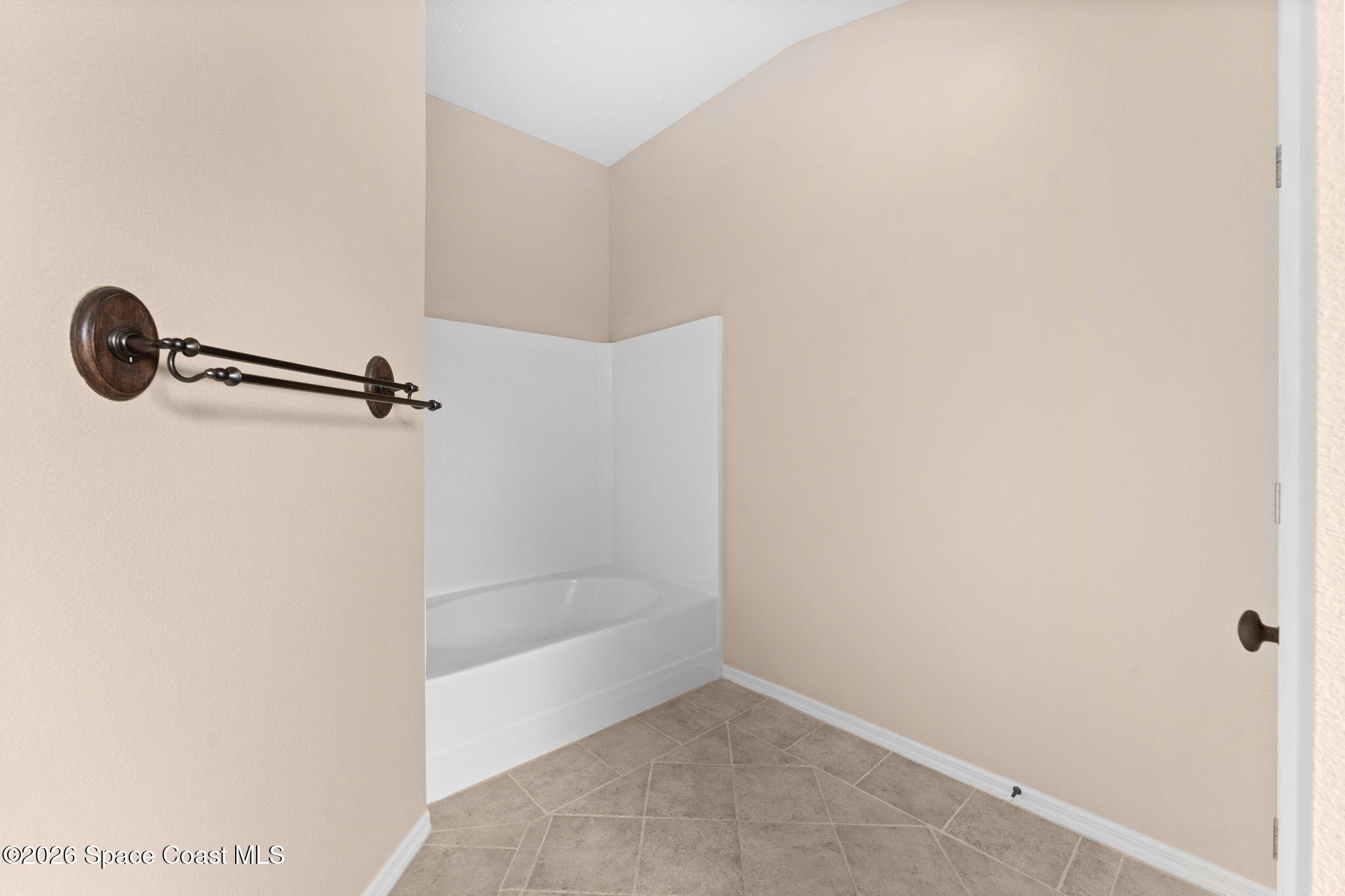 4741 Decatur Circle Melbourne, FL 32934 - Photo 29 of 45 Primary Bathroom