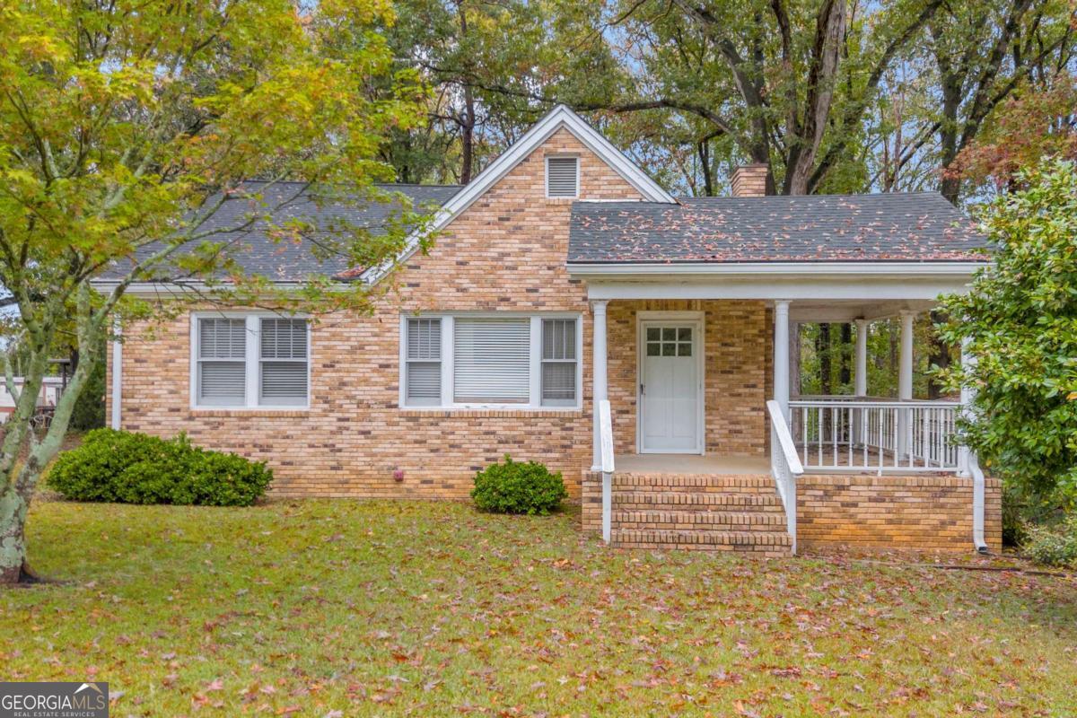 625 Ila Road Commerce, GA 30529 - Photo 2 of 40