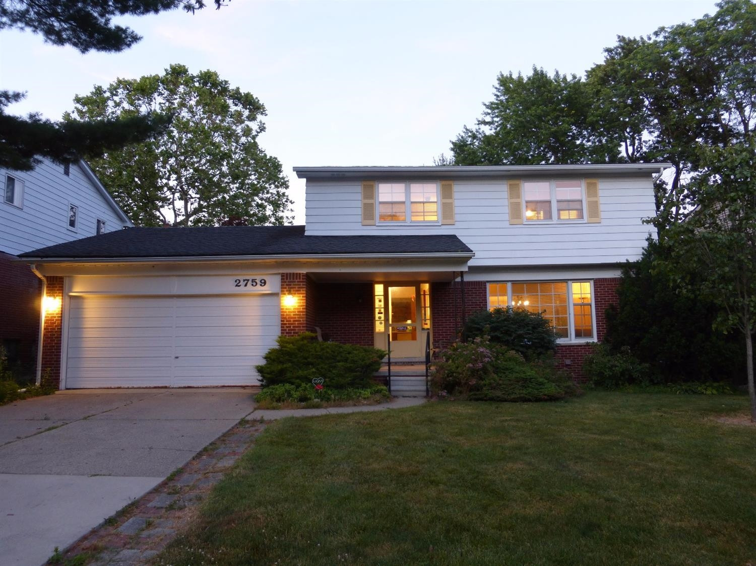 2759 Manchester Road Ann Arbor, MI 48104 - Photo 2 of 10 Photo 2