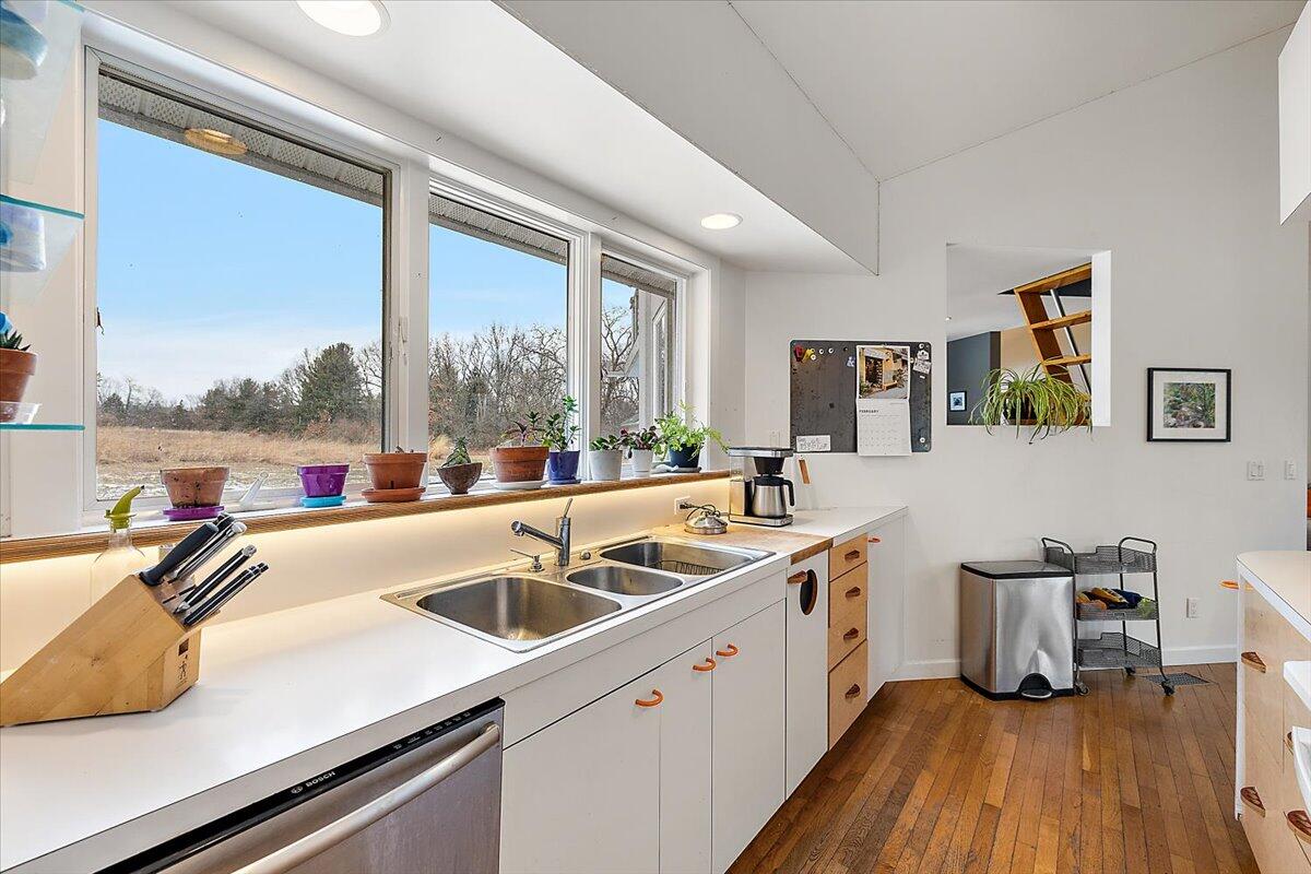 7227 Wheeler Road Whitmore Lake, MI 48189 - Photo 20 of 89 Gallery Image 20