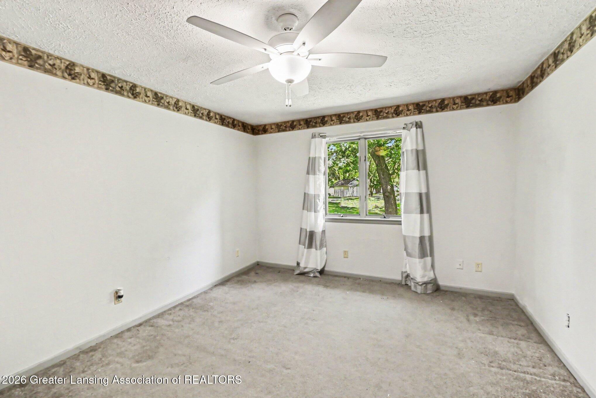12092 Rupp Road Grand Ledge, MI 48837 - Photo 9 of 23 008_file_7919