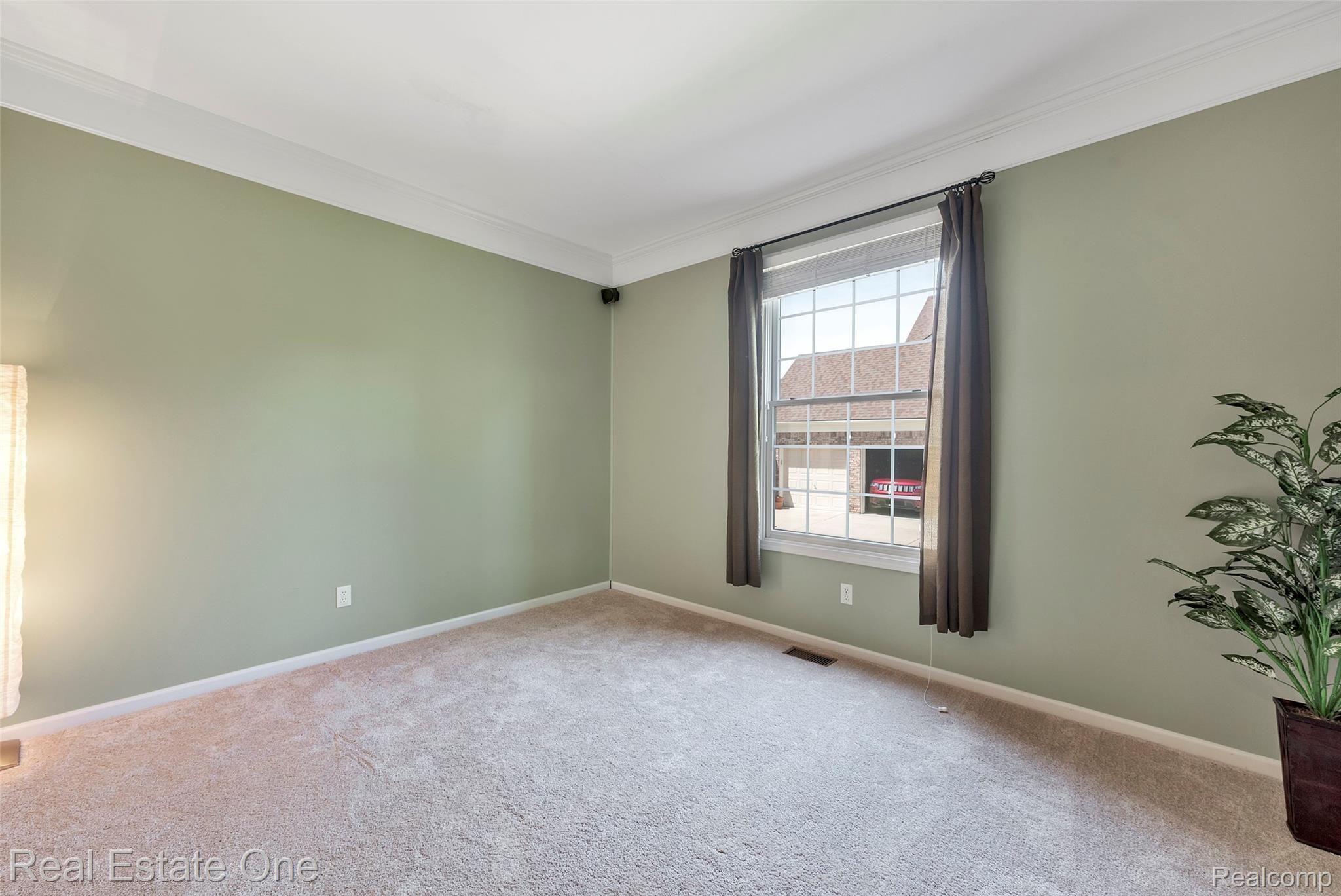 4189 Wincrest Lane Rochester, MI 48306 - Photo 27 of 48 4189-Wincrest-Lane-Oakland-Charter-Township-Michigan-windowstill-26.jpg