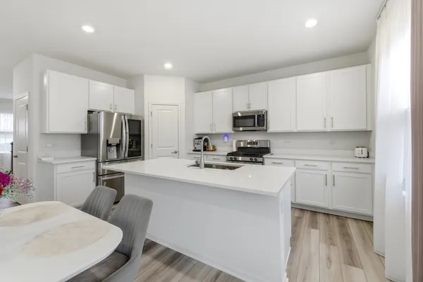 $495,000 | 8503 Rosehall Drive, Joliet, IL 60431