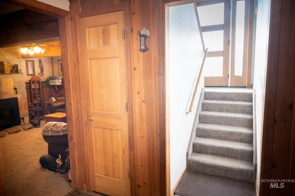 $495,000 | 193 South 500 West, Paul, ID 83347