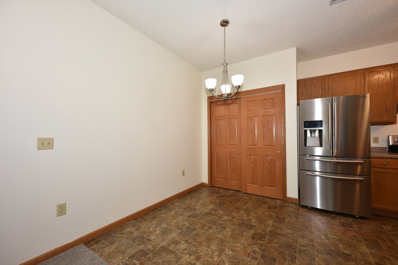 628 Hillcrest Road, Unit G Saukville, WI 53080 - Photo 11 of 29 Photo 11