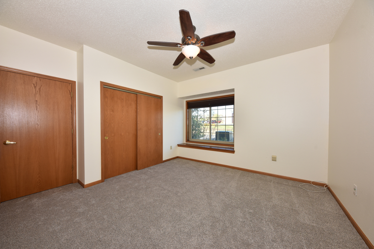 628 Hillcrest Road, Unit G Saukville, WI 53080 - Photo 19 of 29 Photo 19