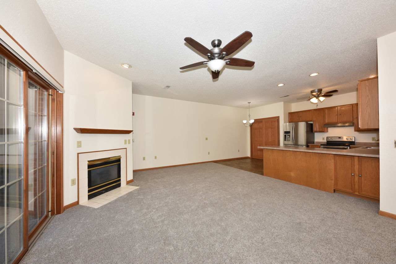 628 Hillcrest Road, Unit G Saukville, WI 53080 - Photo 8 of 29 Photo 8