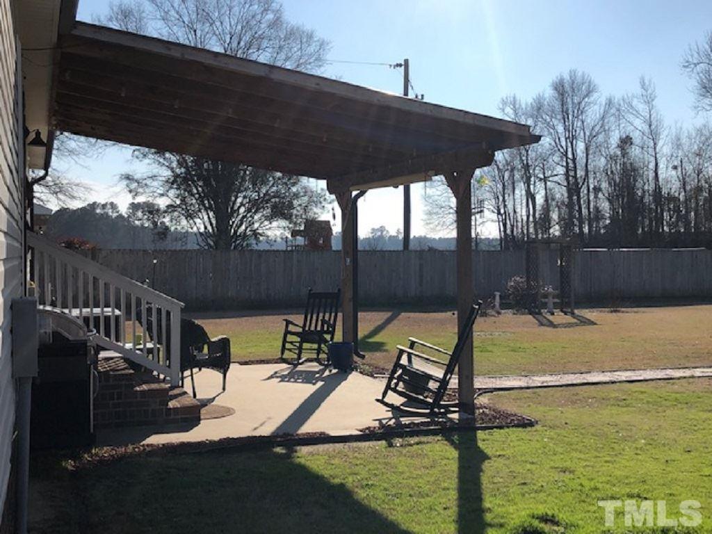 859 O B J Road Dunn, NC 28334 - Photo 5 of 6