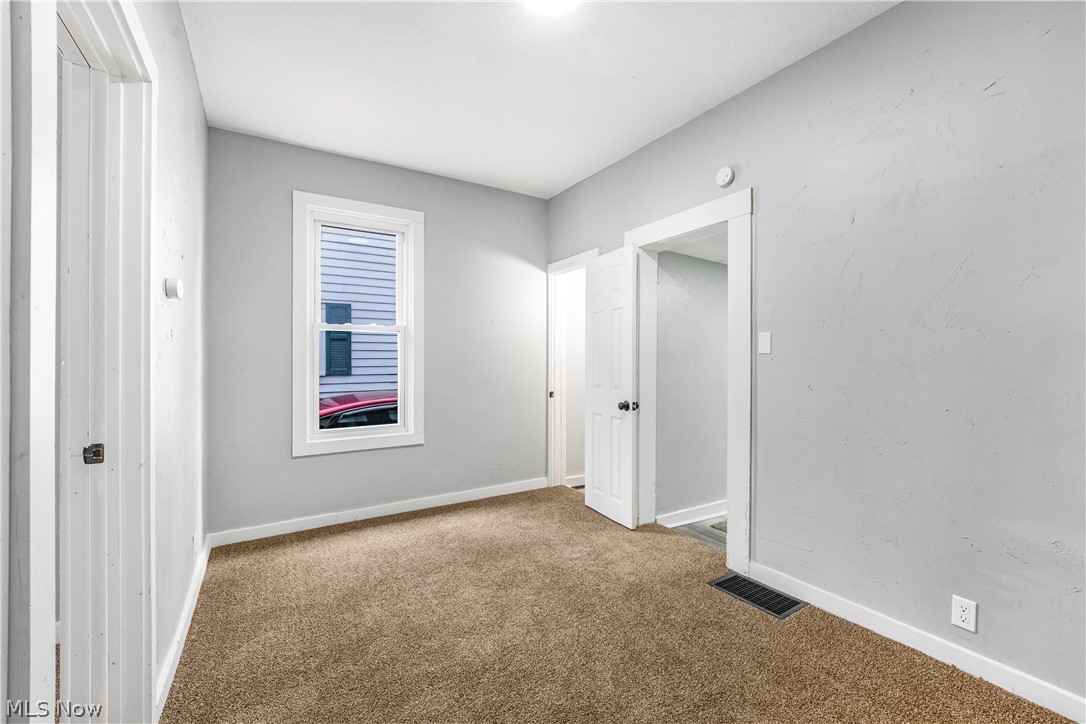 885 Wales Road Northeast Massillon, OH 44646 - Photo 10 of 34