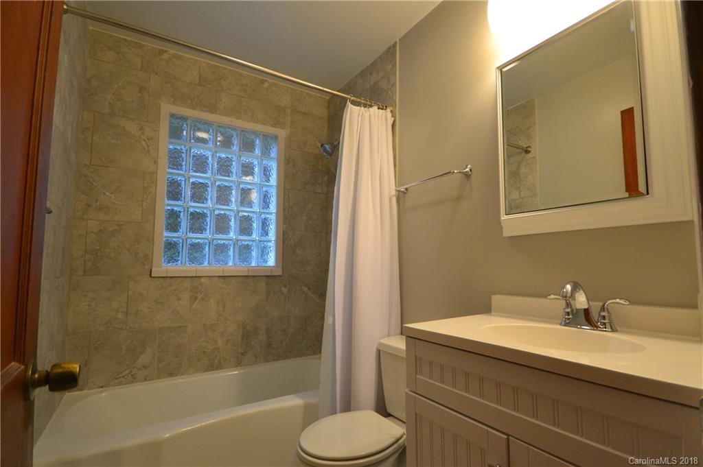 466 Morgan Road Candler, NC 28715 - Photo 8 of 16 Gallery Image 8