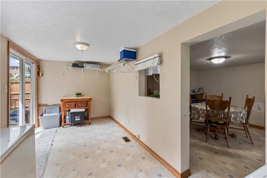 28 Meadow Street Monongahela, PA 15063 - Photo 25 of 45