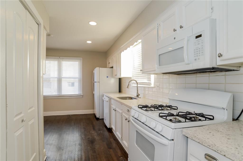 12806 Richmond Avenue Grandview, MO 64030 - Photo 7 of 17