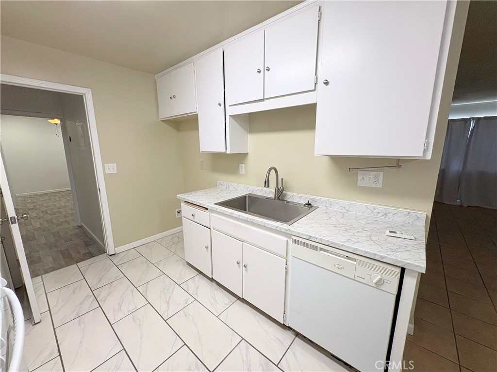 8186 Zinnia Place Riverside, CA 92503 - Photo 22 of 29