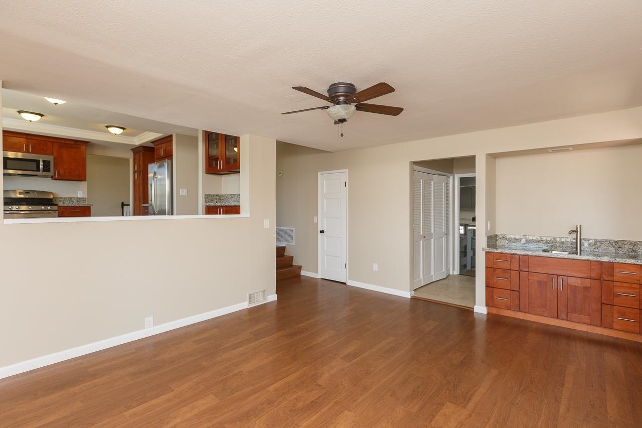 1616 Hawk Ridge Place Escondido, CA 92027 - Photo 11 of 25 Gallery Image 11