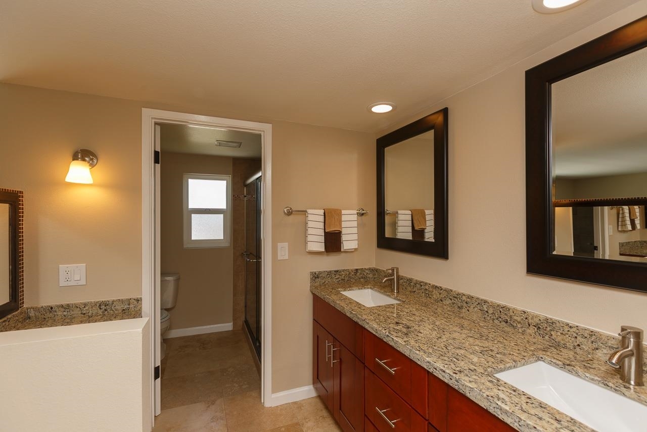 1616 Hawk Ridge Place Escondido, CA 92027 - Photo 13 of 25 Gallery Image 13