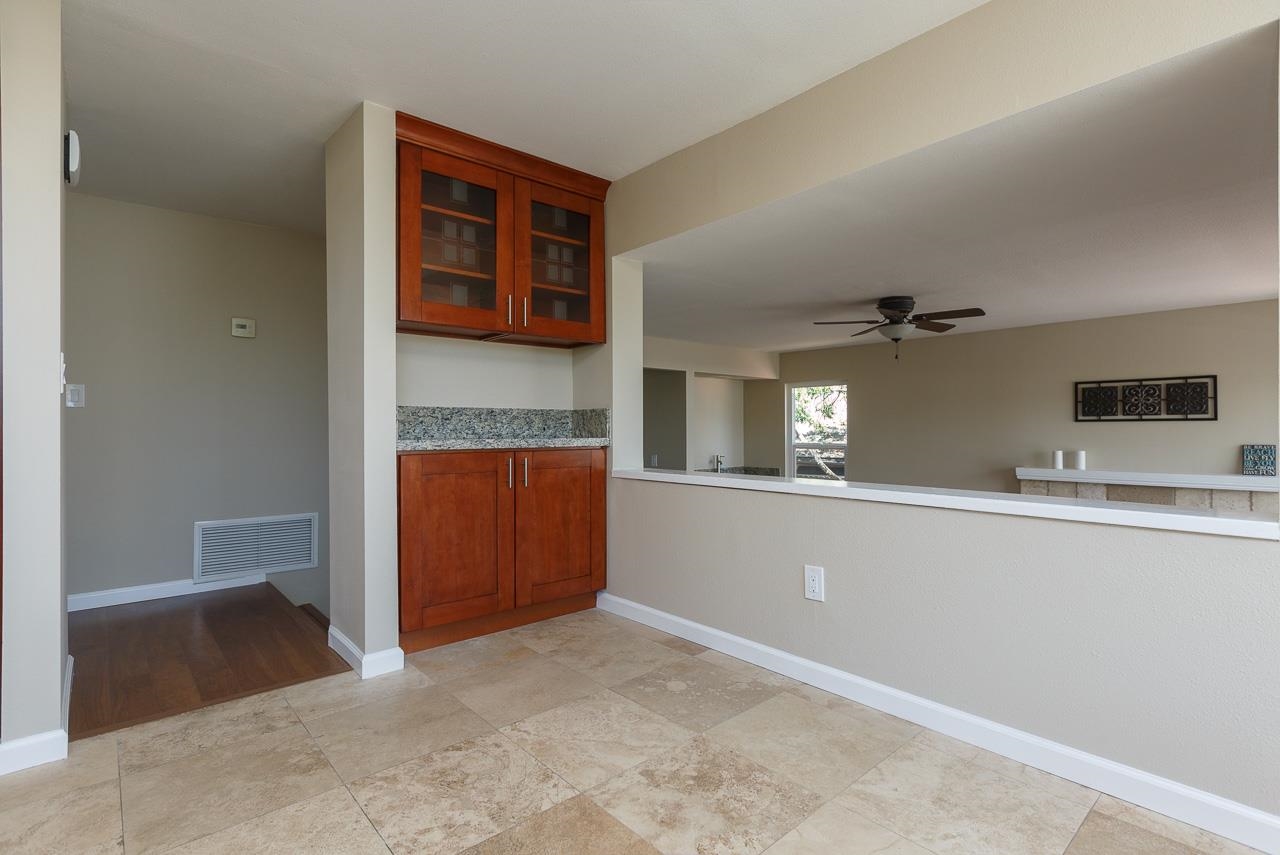 1616 Hawk Ridge Place Escondido, CA 92027 - Photo 8 of 25 Gallery Image 8
