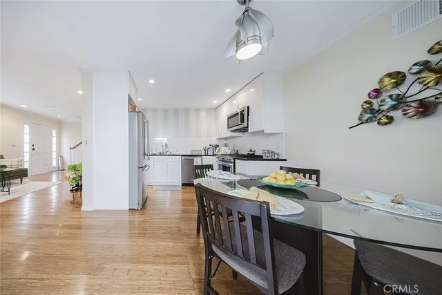 $877,000 | 801 East Mendocino Street, Unit 4A, Altadena, CA 91001