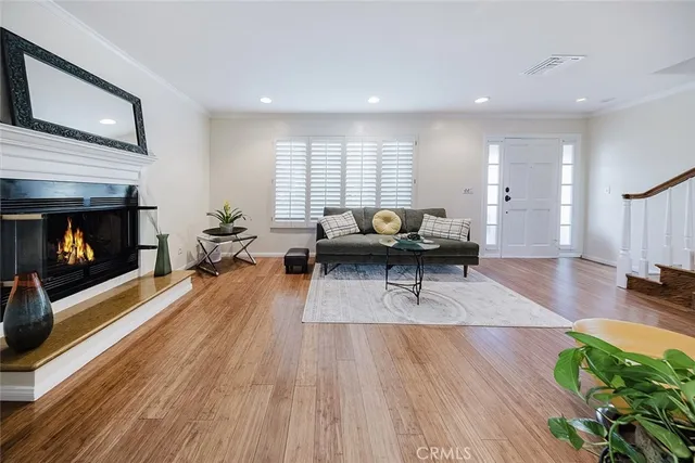 $877,000 | 801 East Mendocino Street, Unit 4A, Altadena, CA 91001